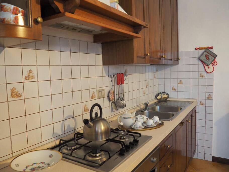 Casa Volpe Apartment Magliano Alfieri Bagian luar foto